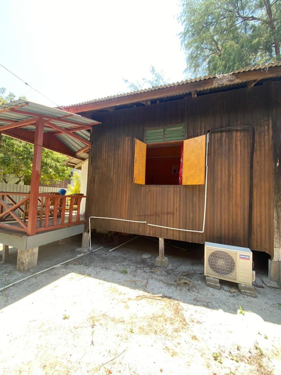 B'First Chalet Perhentian Island Ξενοδοχείο Kampung Kuala Besut Εξωτερικό φωτογραφία