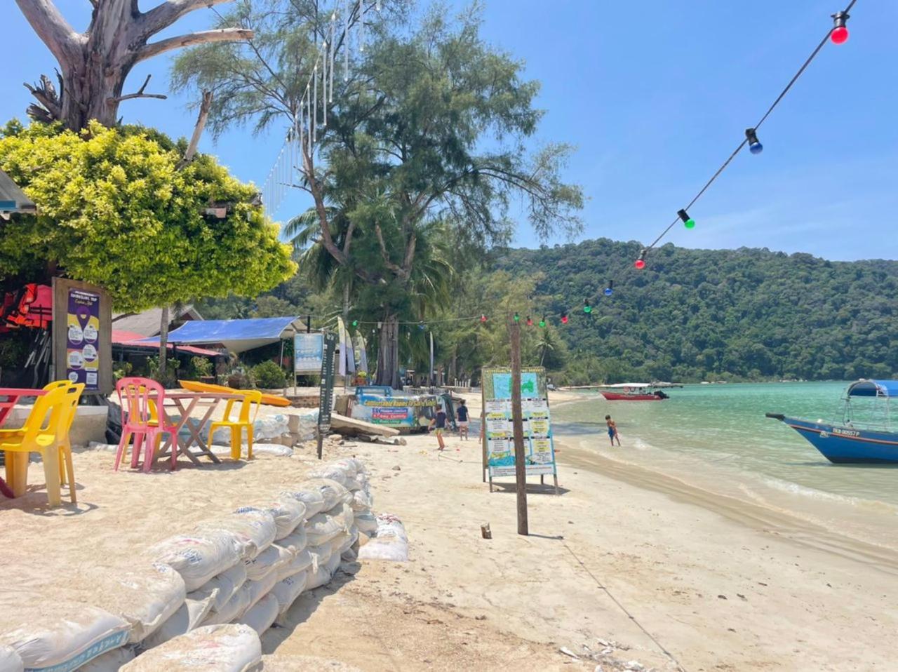 B'First Chalet Perhentian Island Ξενοδοχείο Kampung Kuala Besut Εξωτερικό φωτογραφία